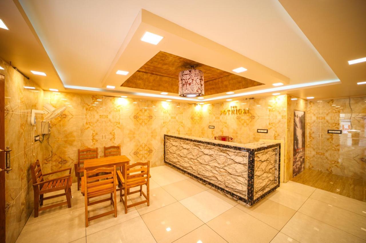 The Pothigai Palace Otel Kuttālam Dış mekan fotoğraf